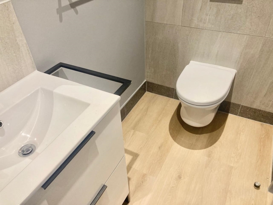 1 Bedroom Property for Sale in Observatory Western Cape